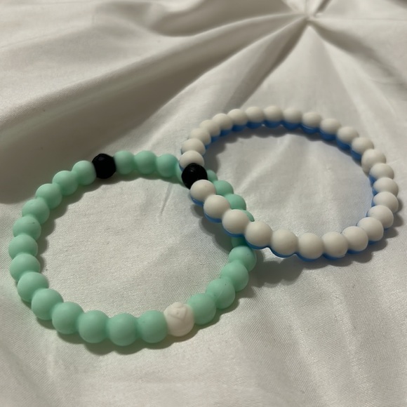 2 Lokai Bracelets - Picture 2 of 2